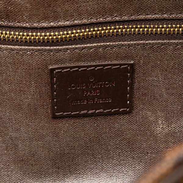 Louis Vuitton Trousse Toilette