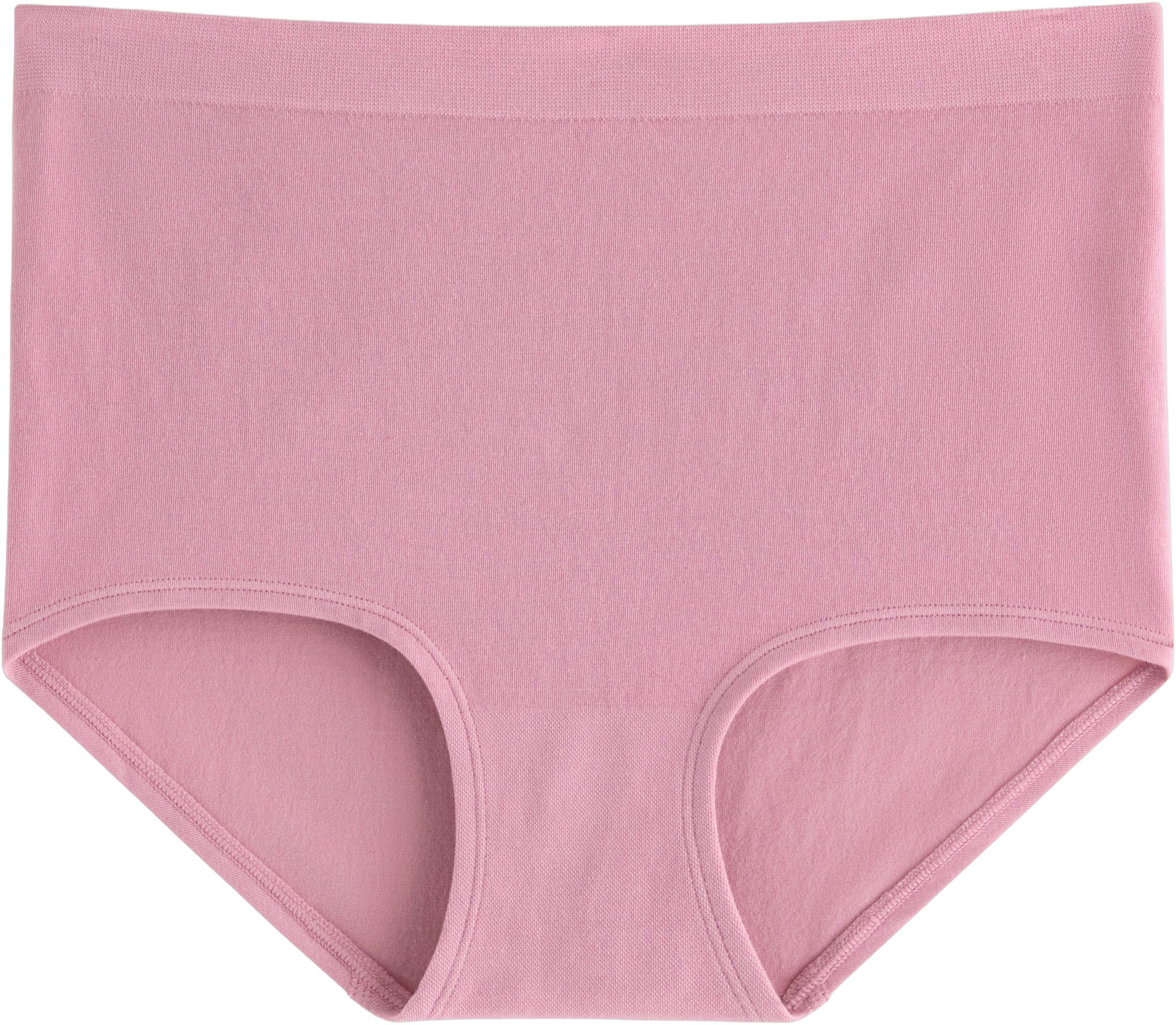 Soft, stretchy briefs with high wai