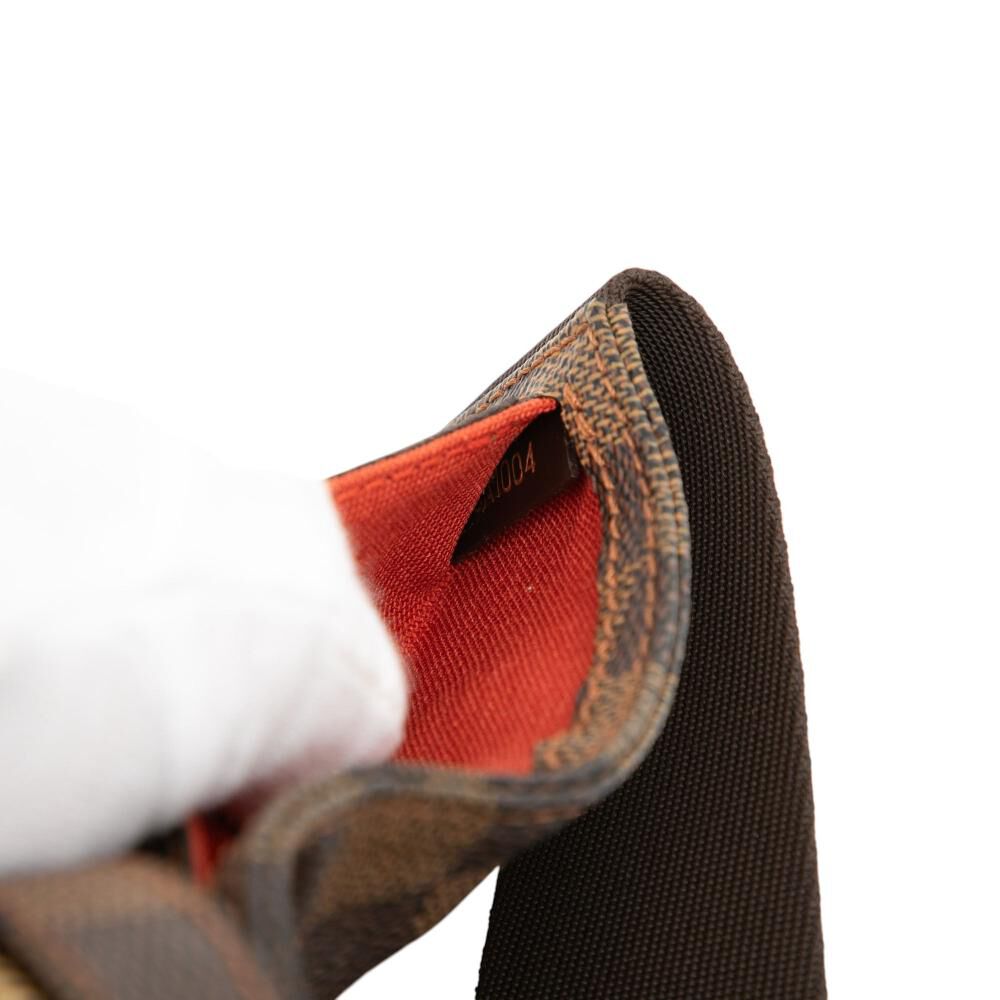 Louis Vuitton Shoulder Bags