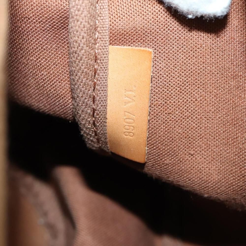 Louis Vuitton Saumur