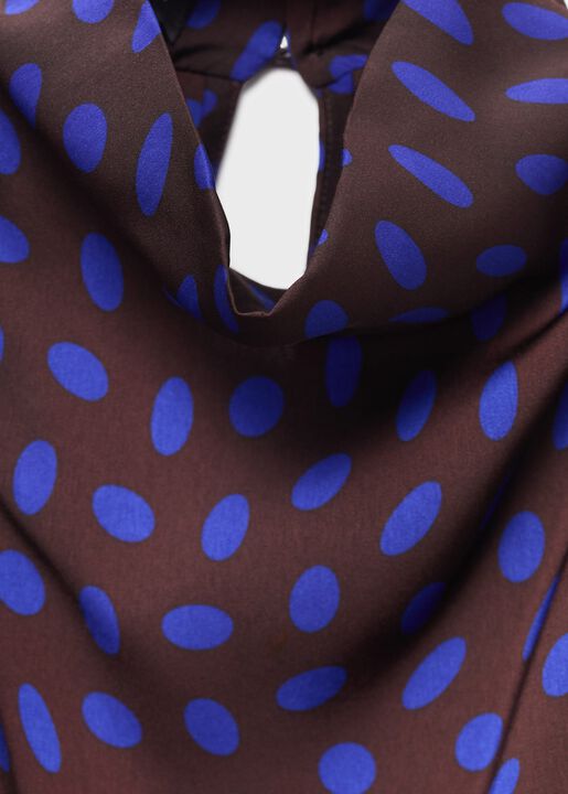 BLOUSE. -- DEEPY