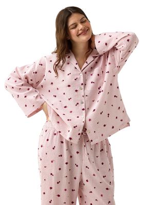 Pyjama shirt in seersucker with lon