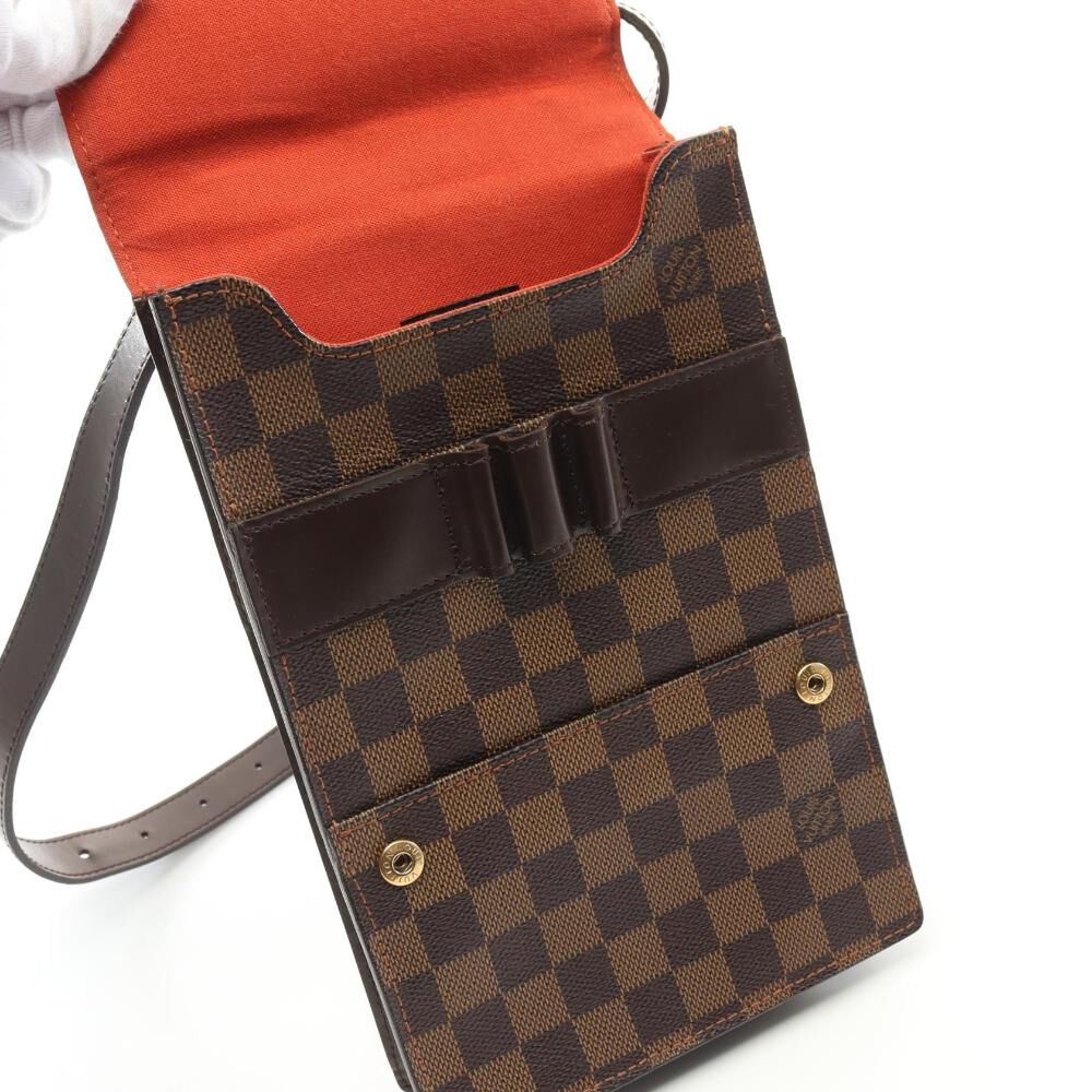 Louis Vuitton Shoulder Bags