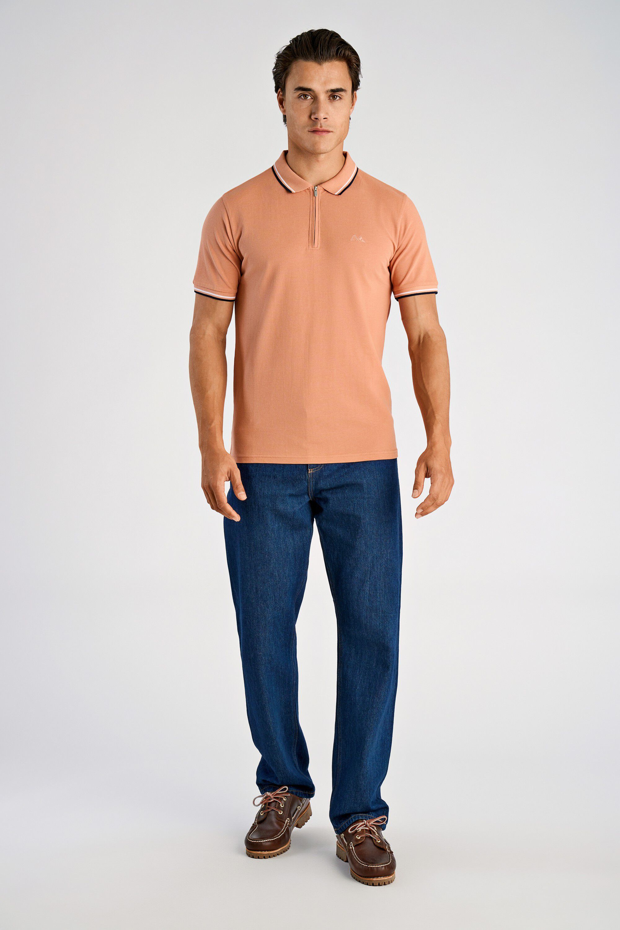 Polo shirt w. zip neck