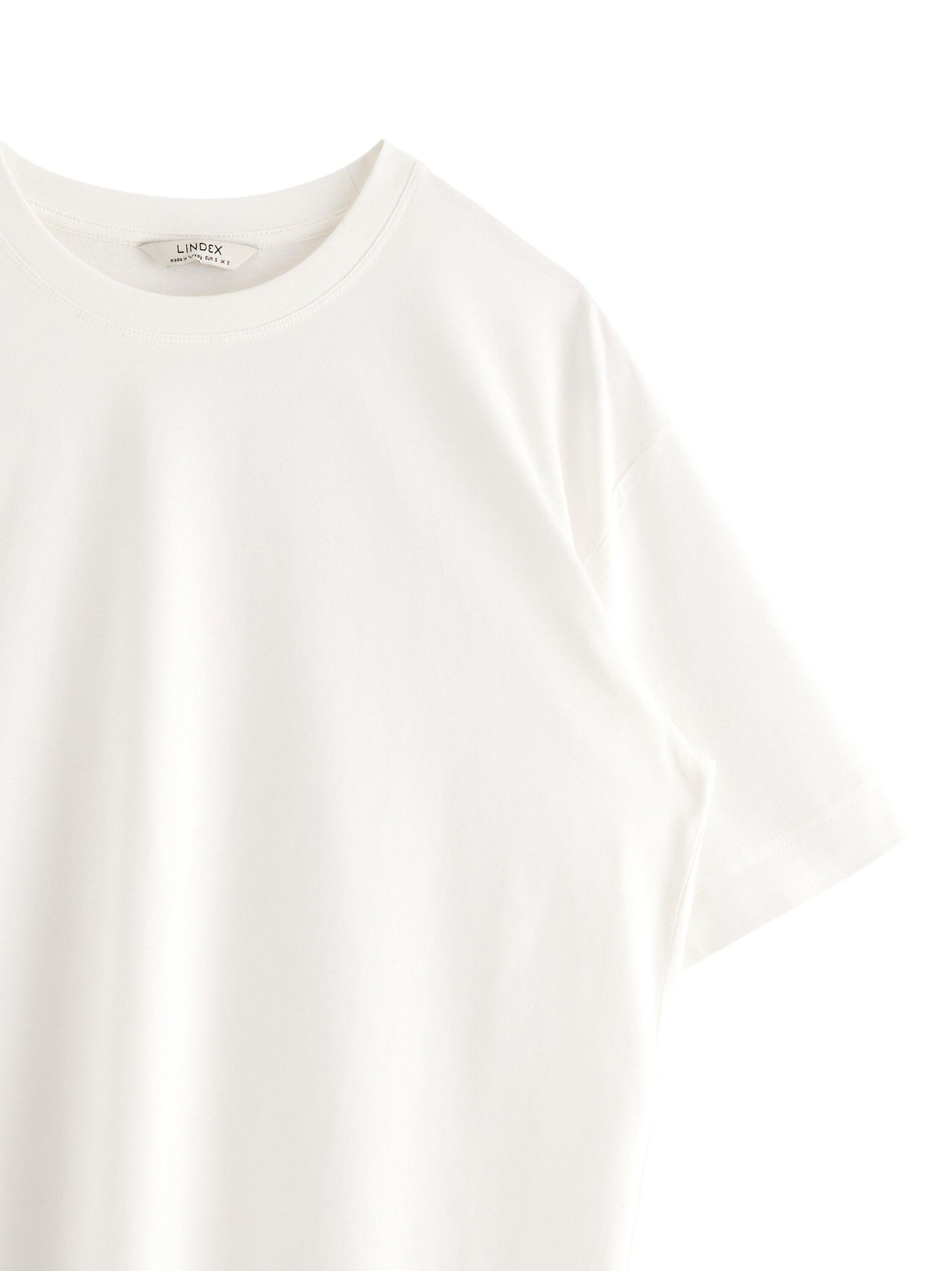 Comfy, stylish t-shirt