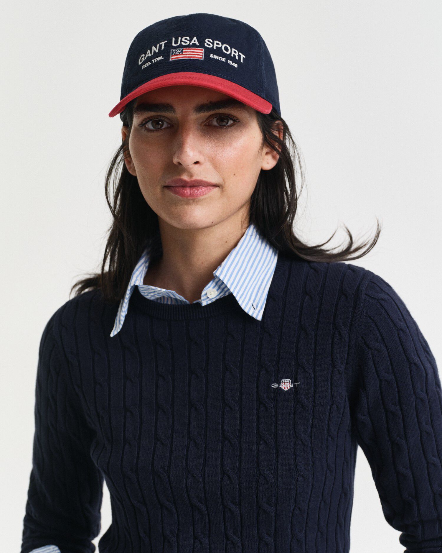 STRETCH COTTON CABLE C-NECK