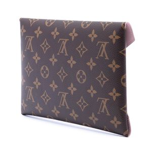 Louis Vuitton Clutch