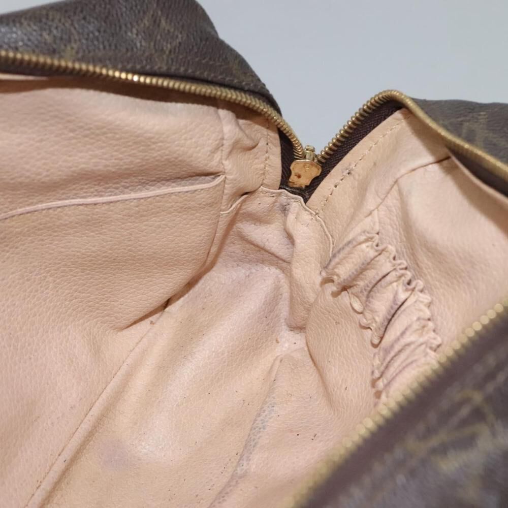 Louis Vuitton Trousse Toilette