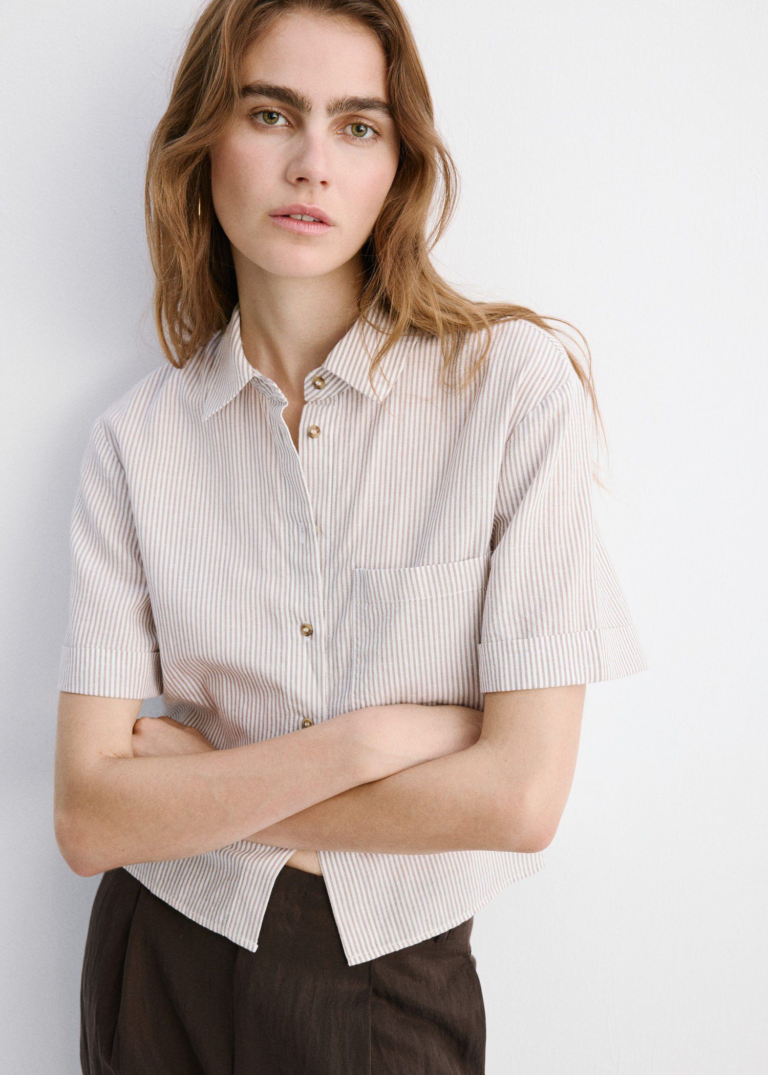 Short sleeve striped shirt