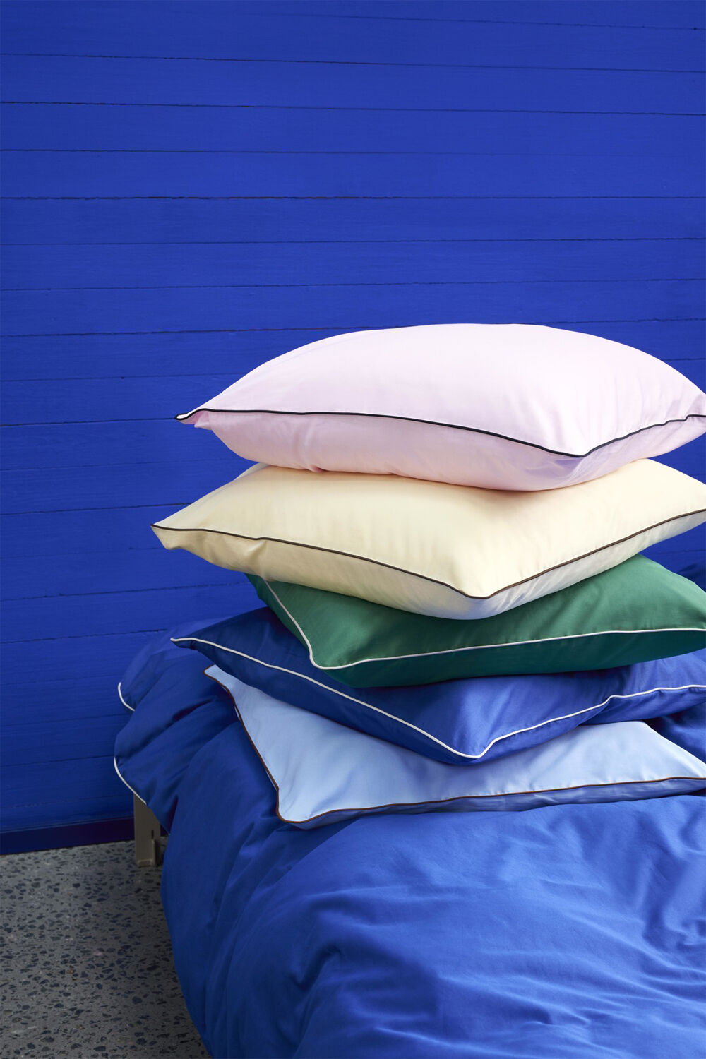 Outline Duvet Cover-W150 x L210-Eme