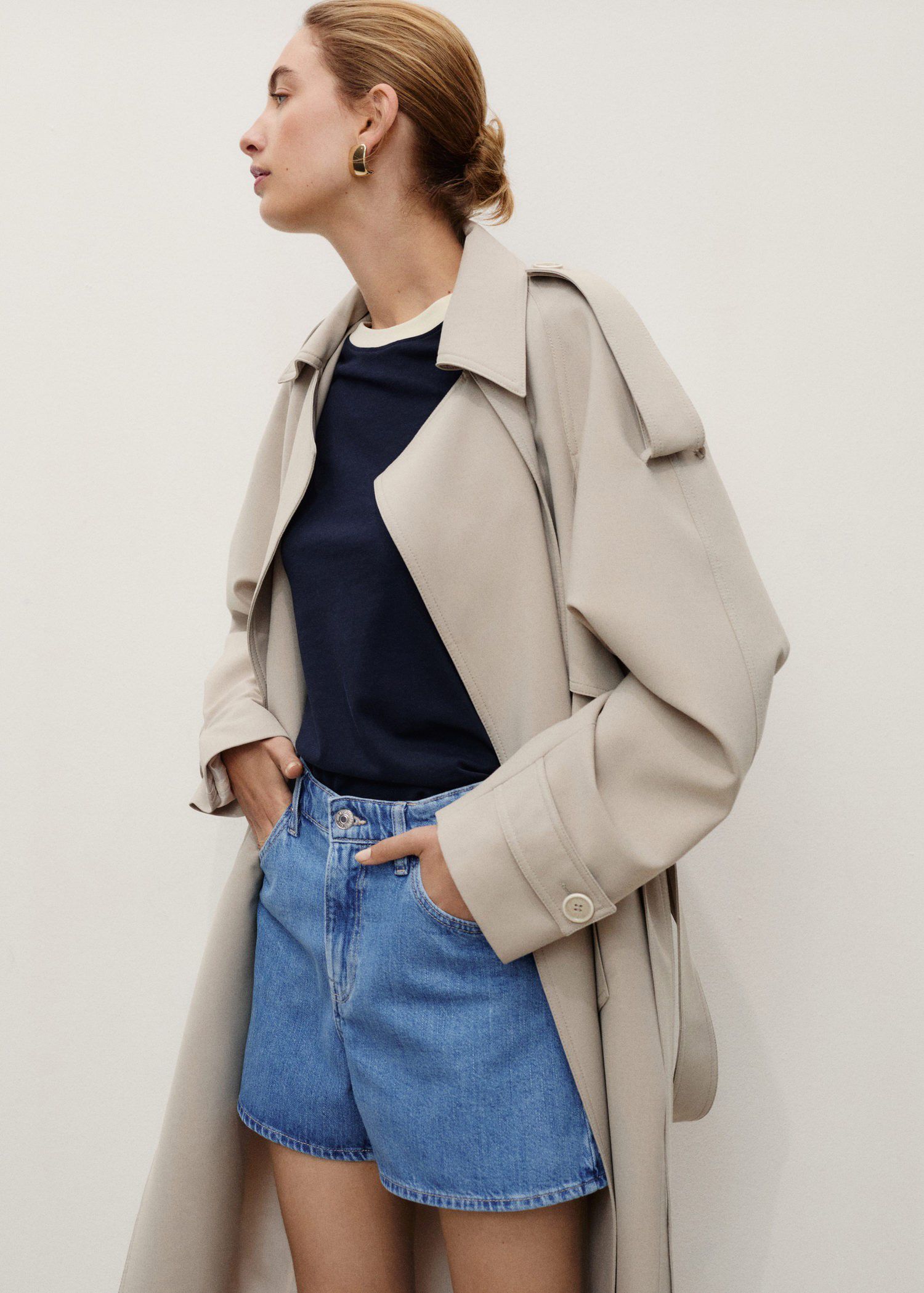 High-waisted straight-fit denim sho