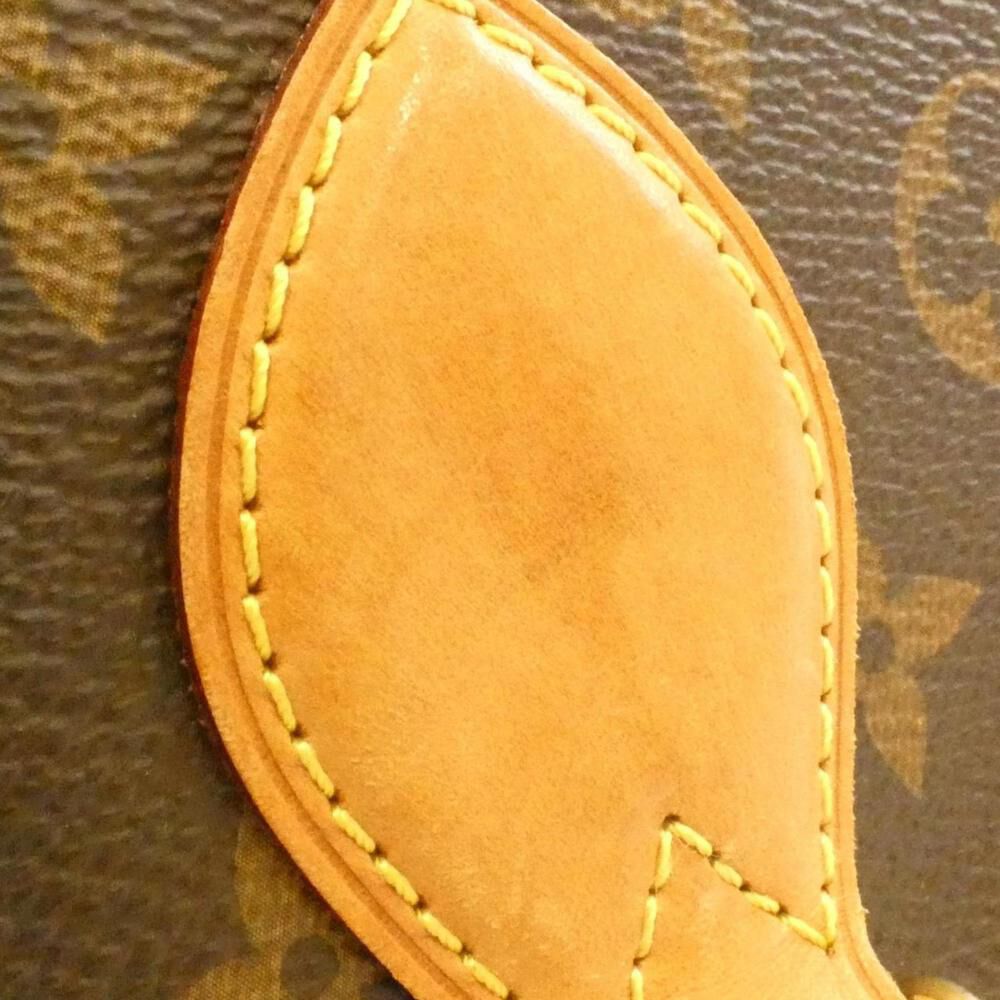 Louis Vuitton Shoulder Bags