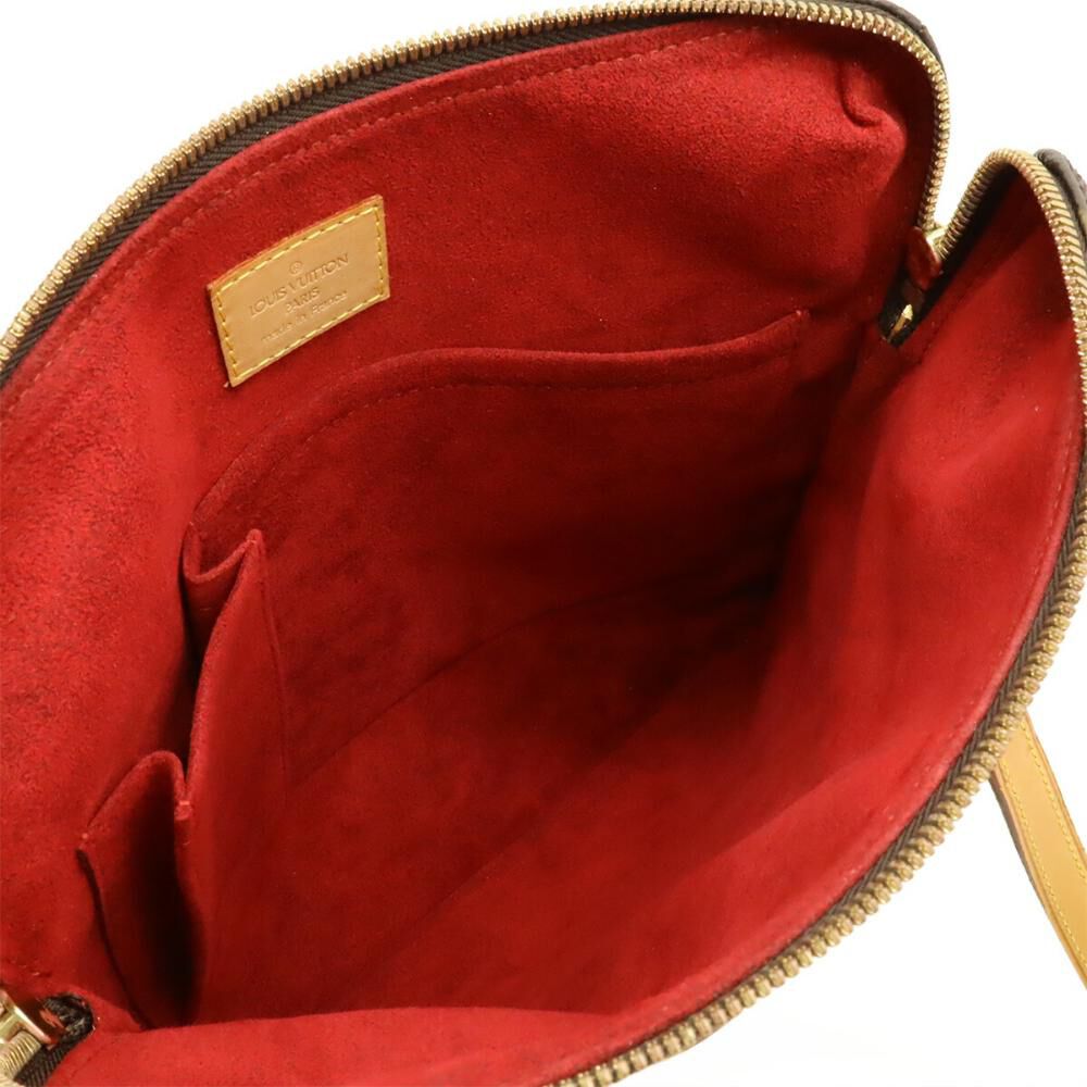 Louis Vuitton Coussin