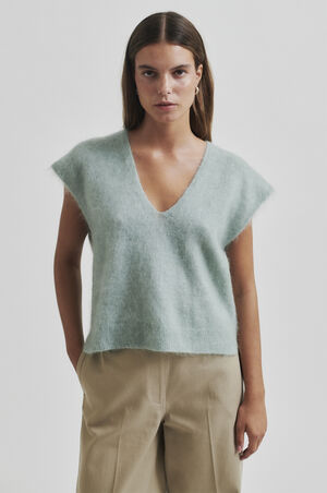 Camryn Knit Vest