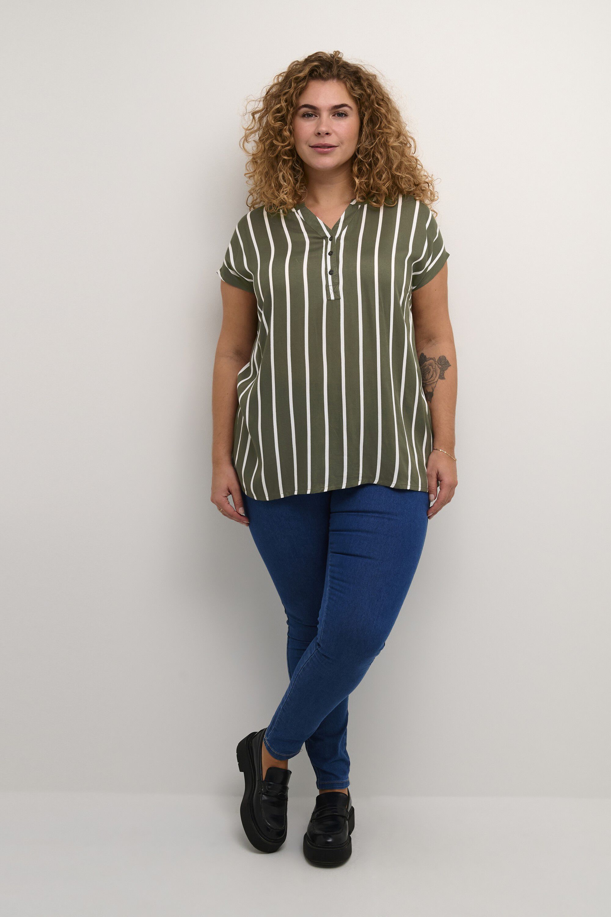 KCsida Wing Sl Blouse