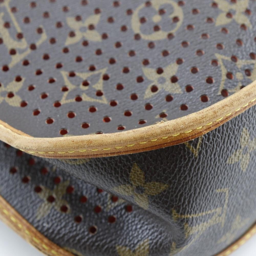 Louis Vuitton Shoulder Bags