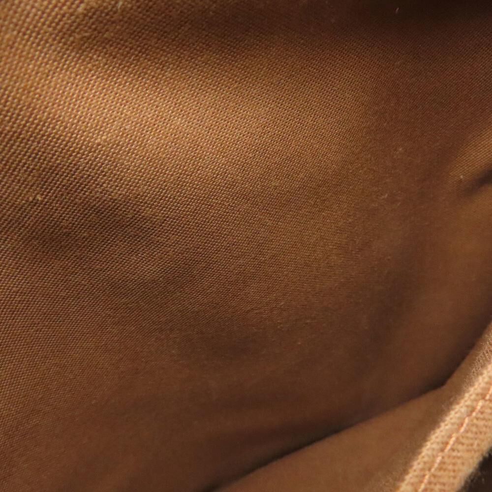 Louis Vuitton Saumur