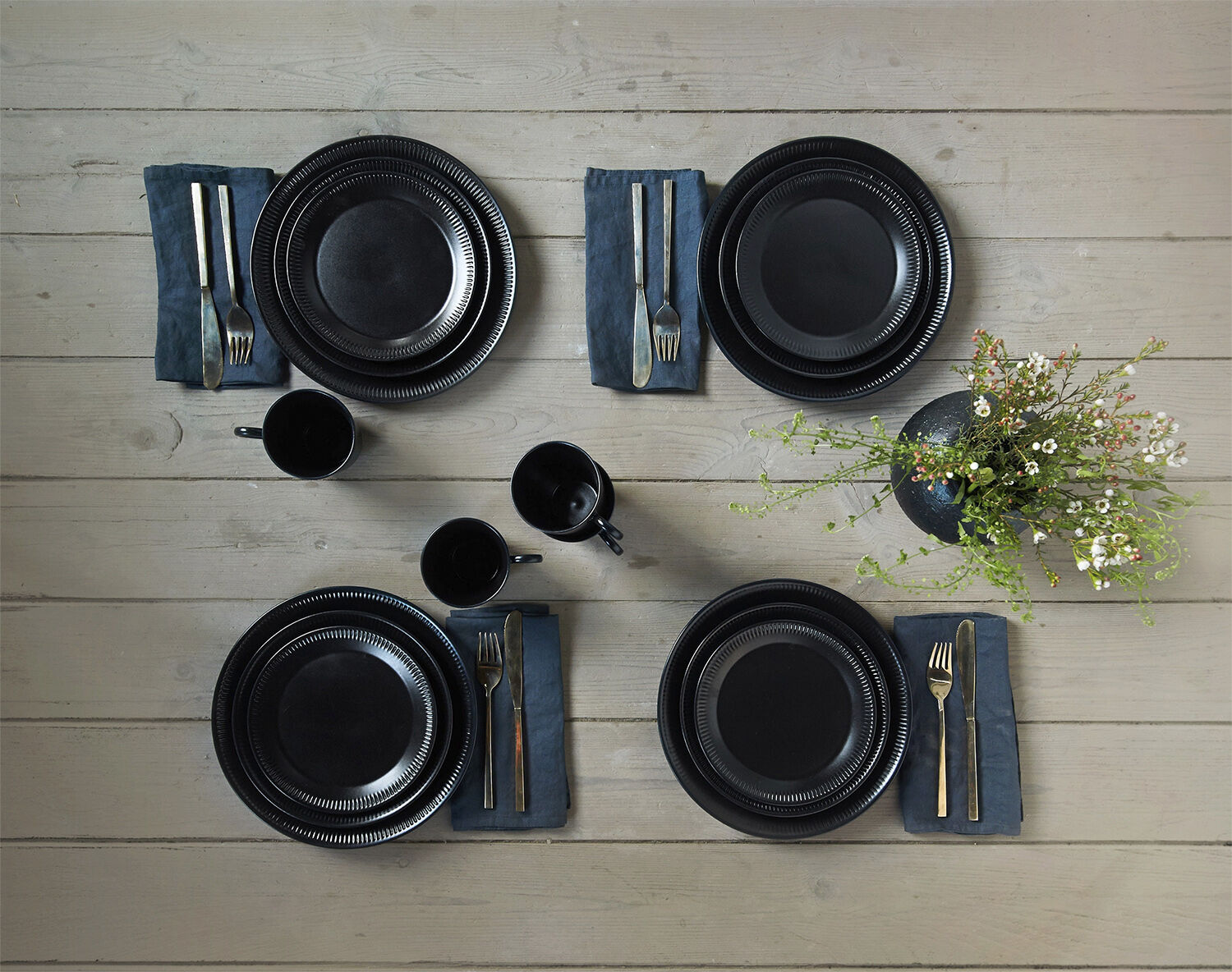 Knabstrup tallrik &Oslash; 19 cm black