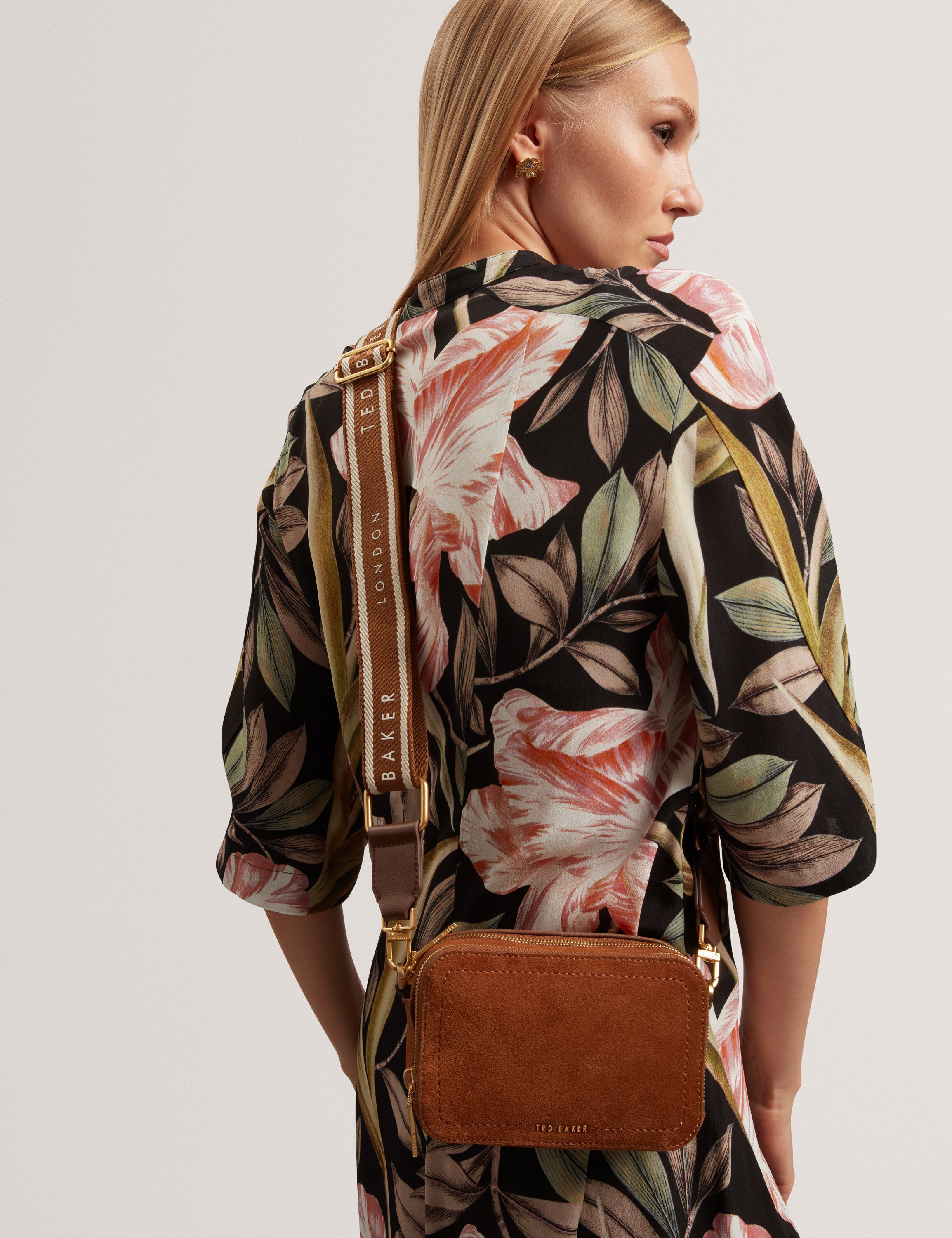 SHAYANN Webbing Suede Crossbody Cam