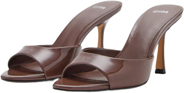 SANDALS. -- PEPYB
