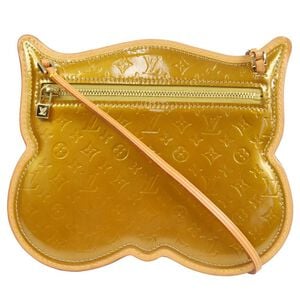Louis Vuitton Shoulder Bags