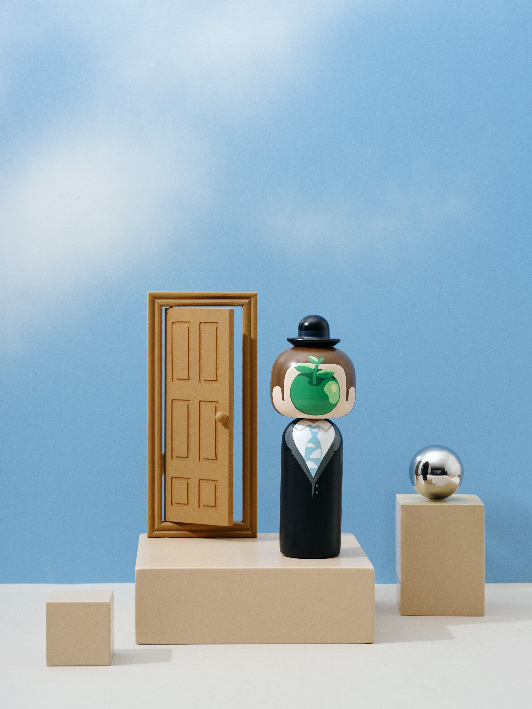 Sketch.inc. - Kokeshi |René Magritte, 16,8 cm 1:1