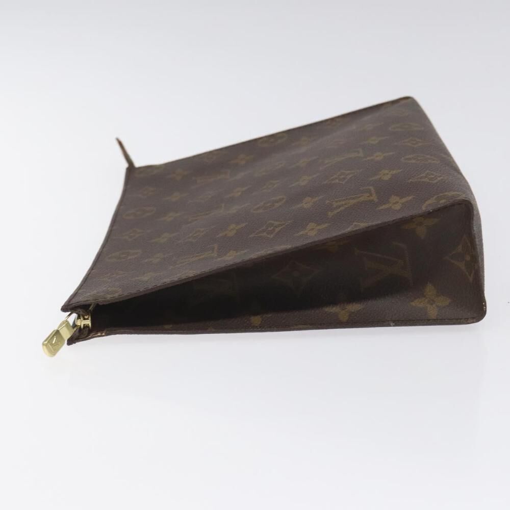 Louis Vuitton Poche Toilette