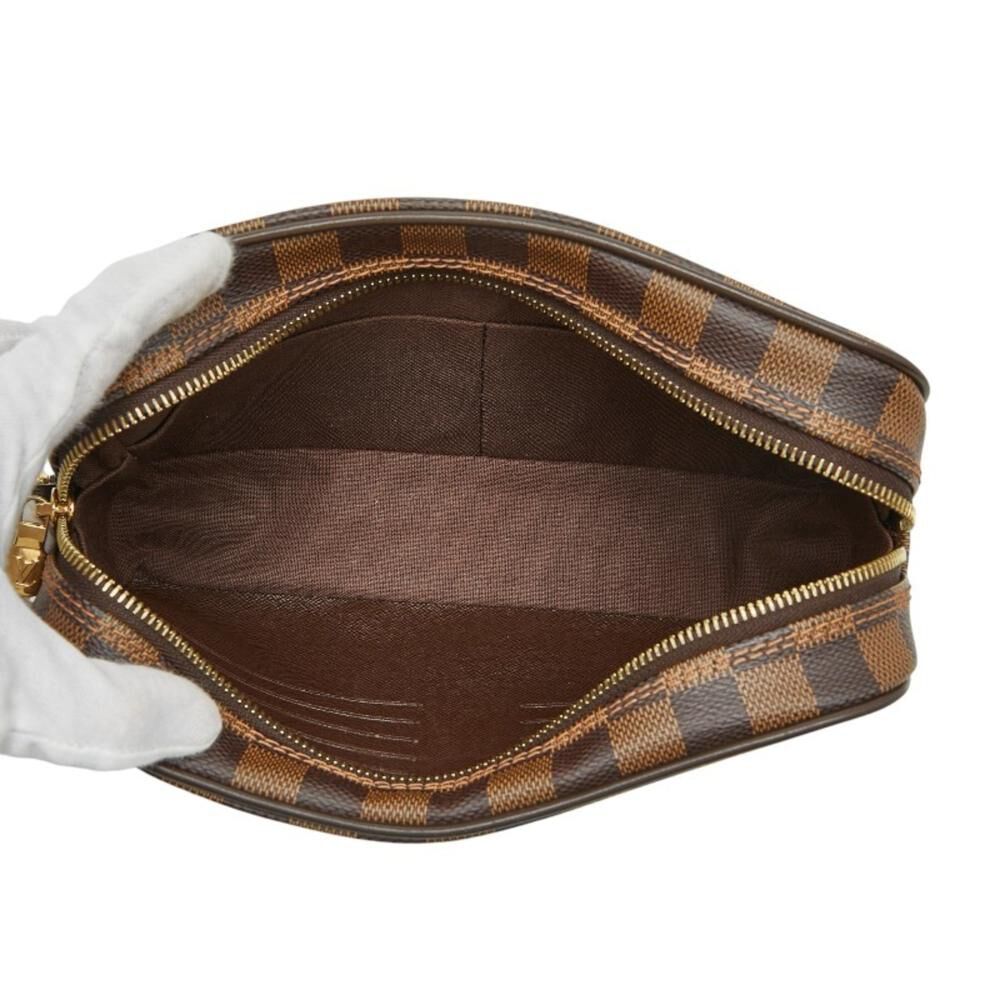 Louis Vuitton Clutch