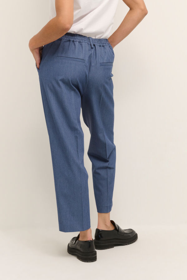 KAsakura HW Cropped Pants