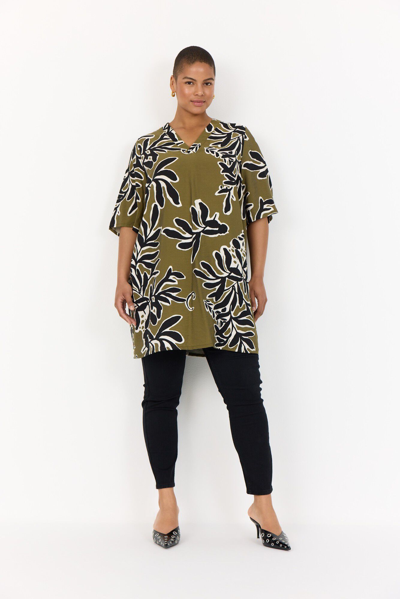 Curvy WA-LINNEA 3 Tunika Oliven