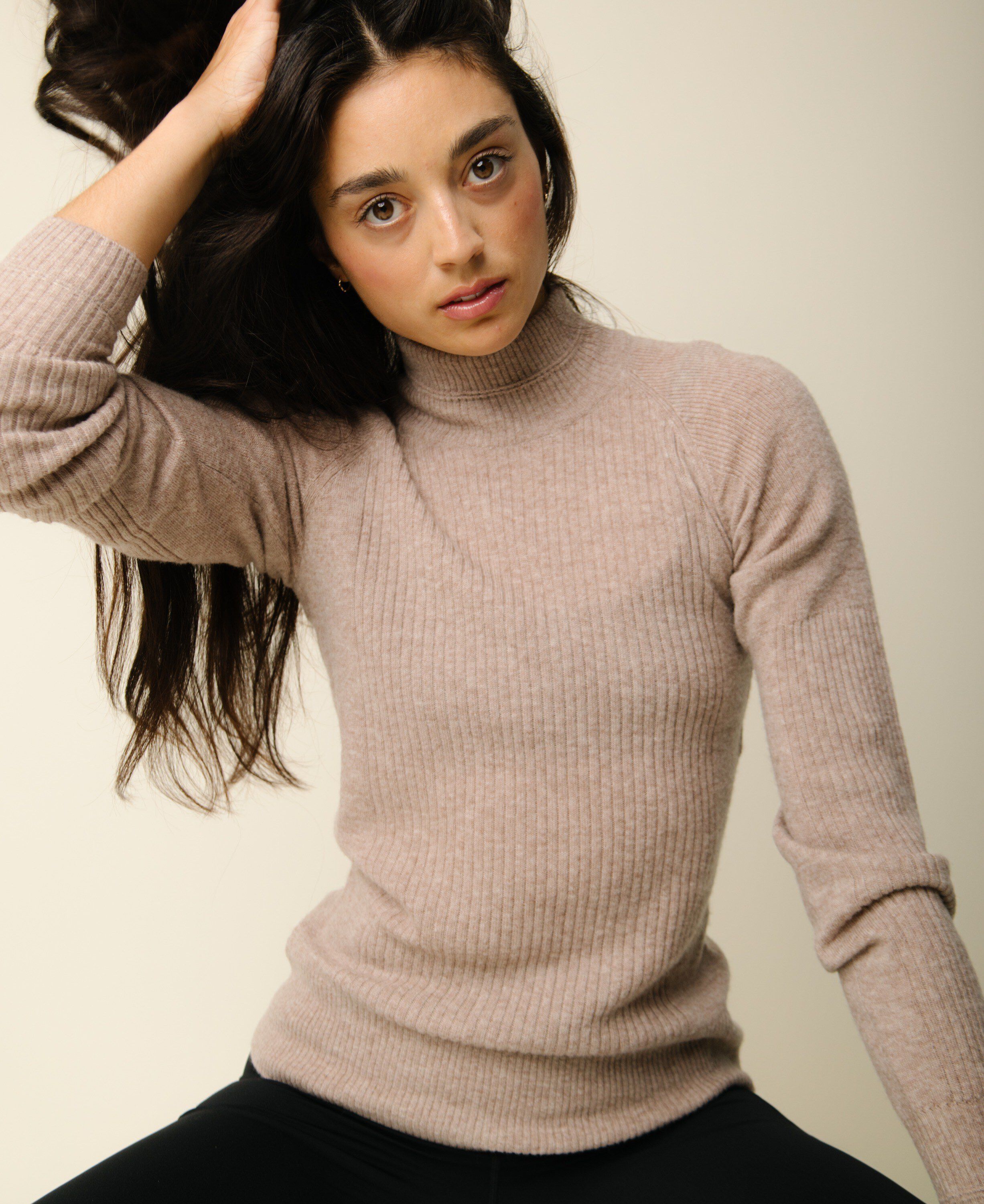 Vilda turtleneck cashmere blend sweater - Hazel