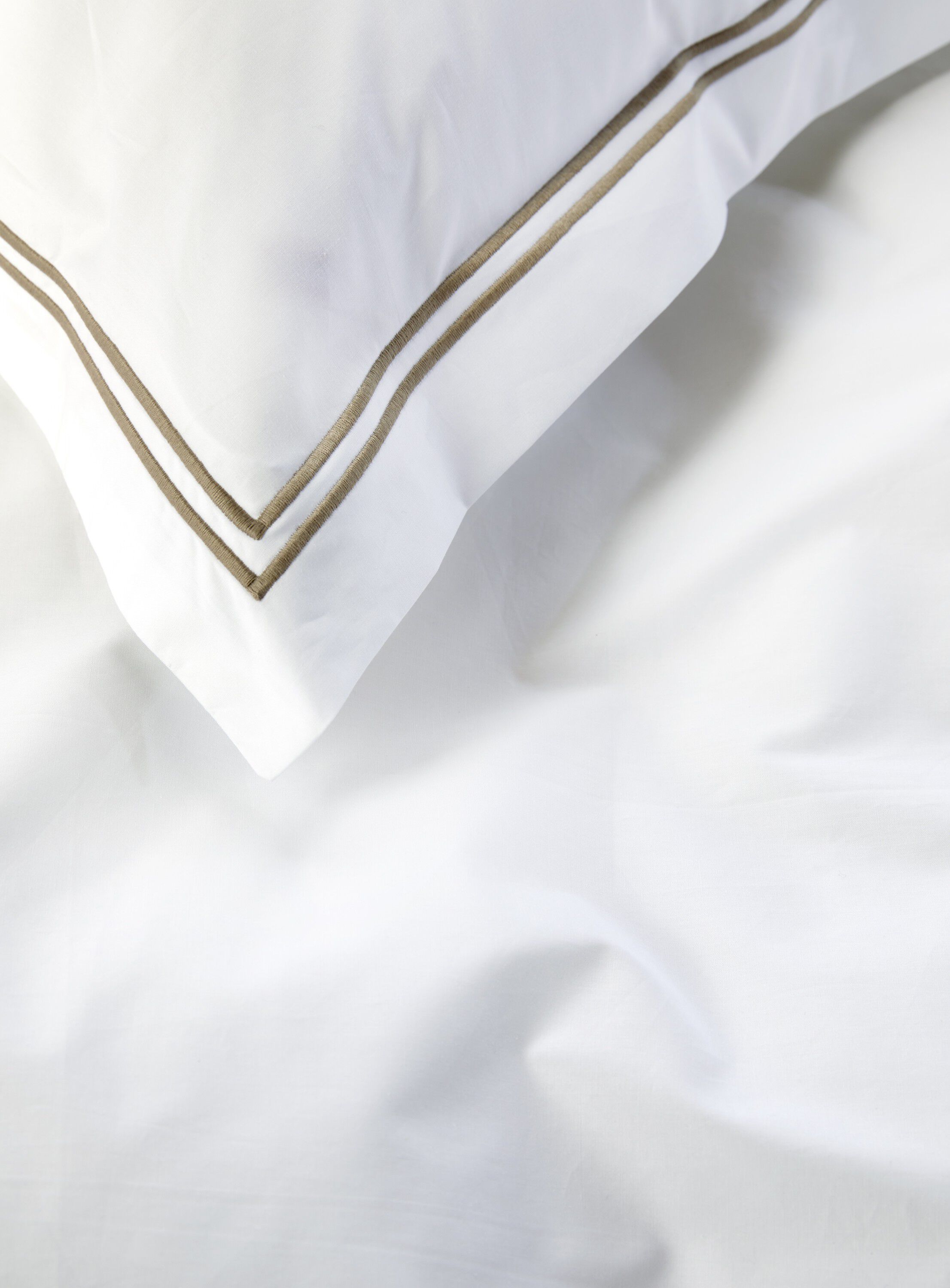 Paris senges&aelig;t hvid