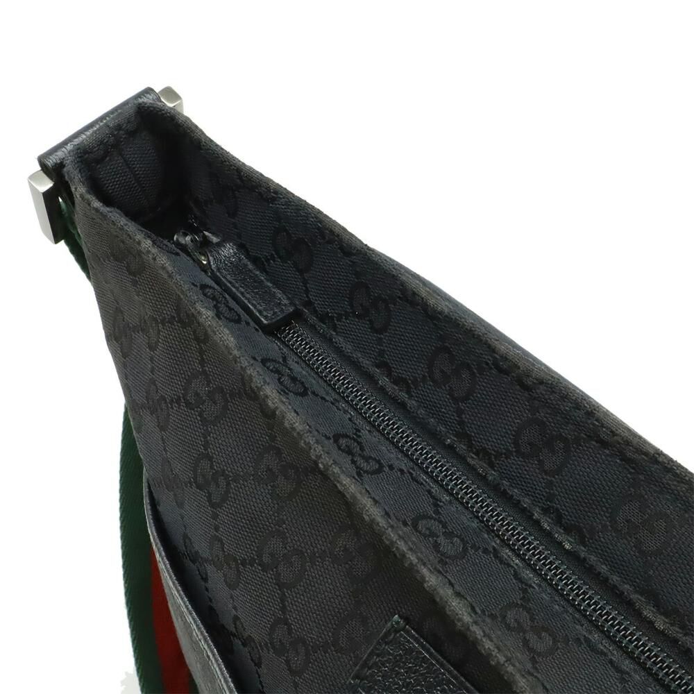 Gucci Shoulder Bag