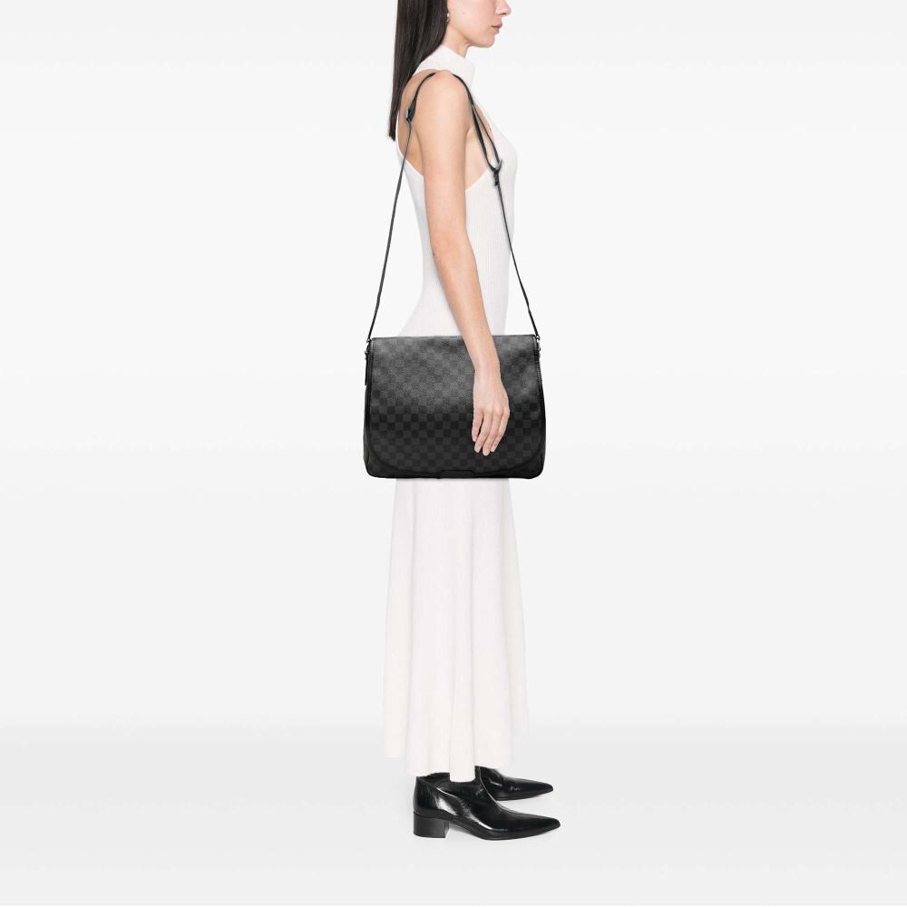 Louis Vuitton District
