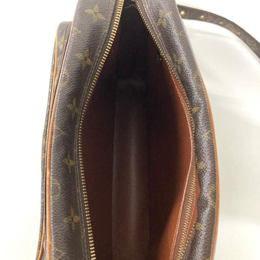 Louis Vuitton Nile