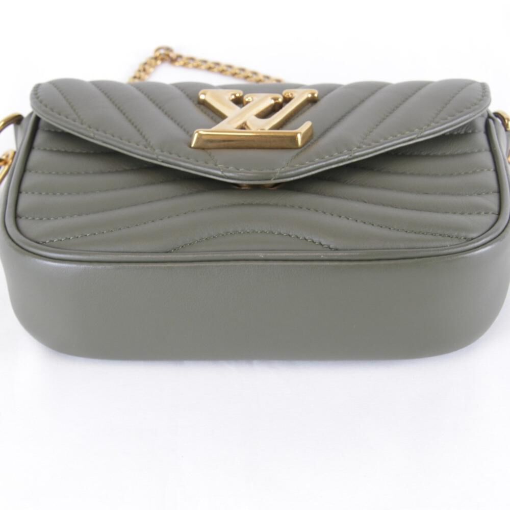 Louis Vuitton Shoulder Bags