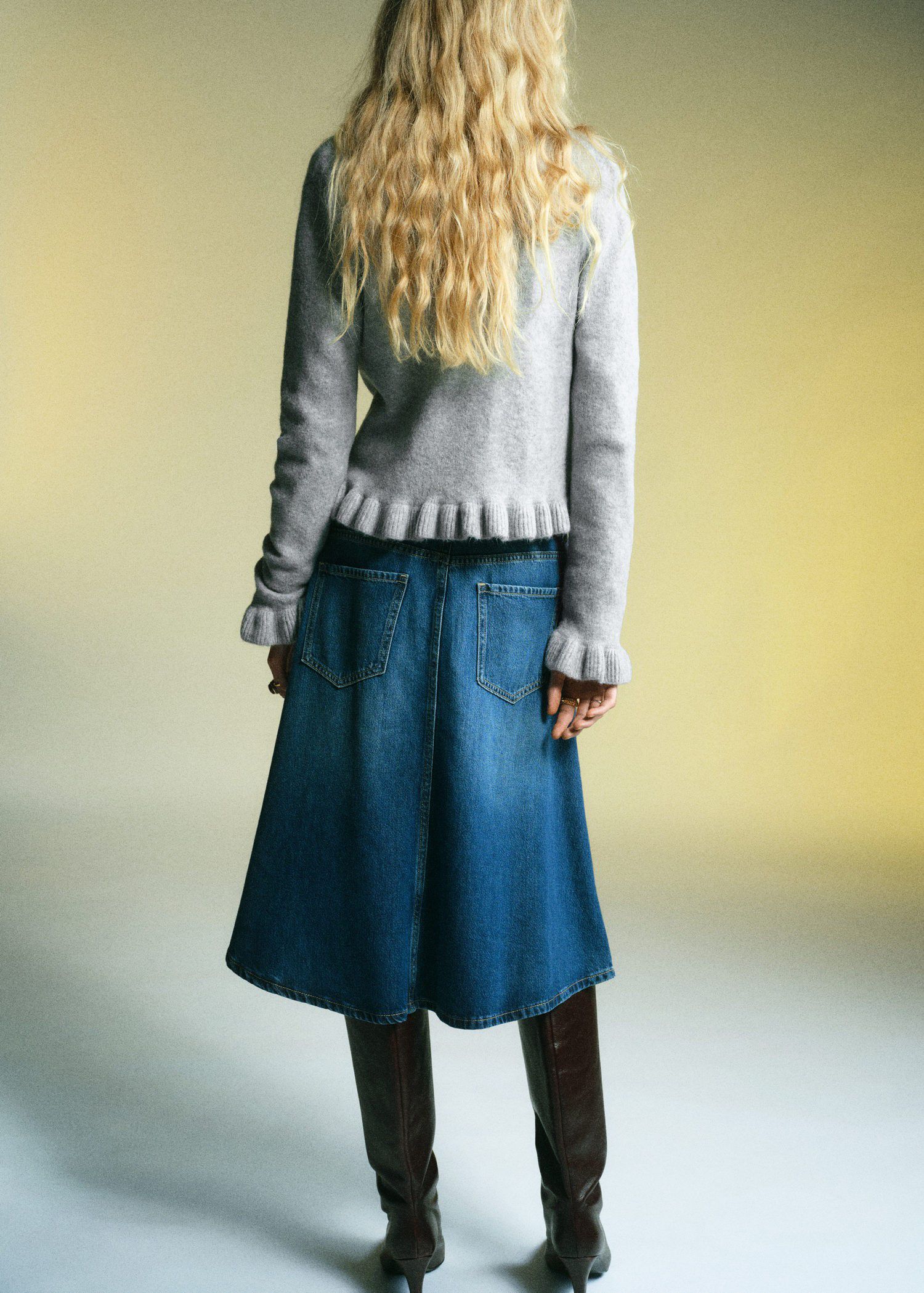 Ruffle knit cardigan