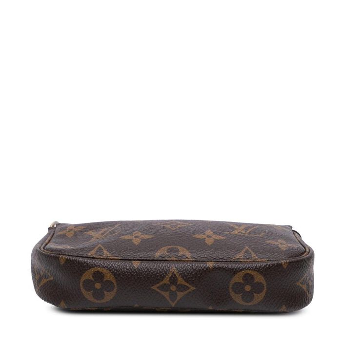 Louis Vuitton Pochette Accessoires