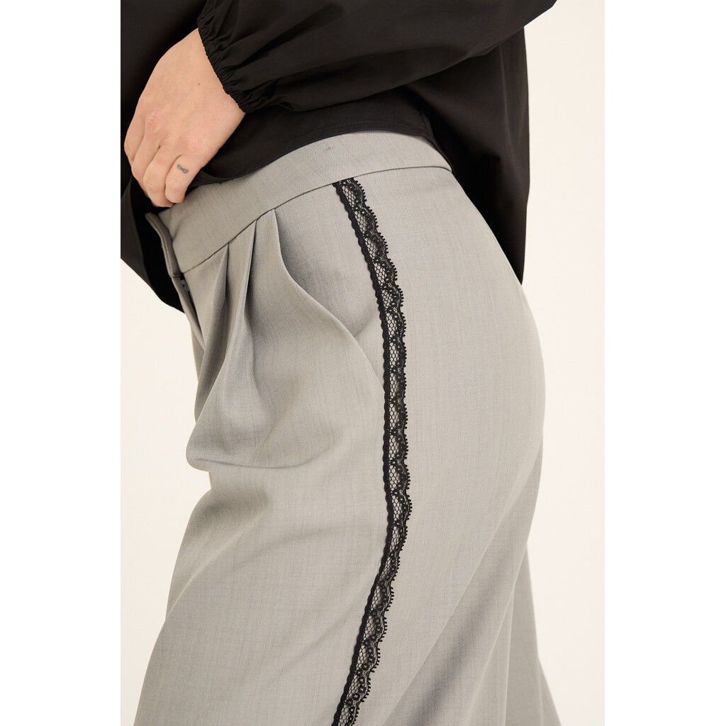 Dupont pants