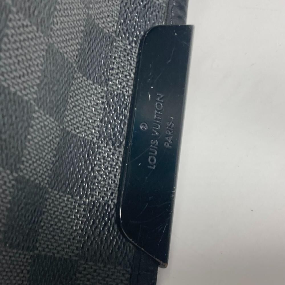 Louis Vuitton Messenger