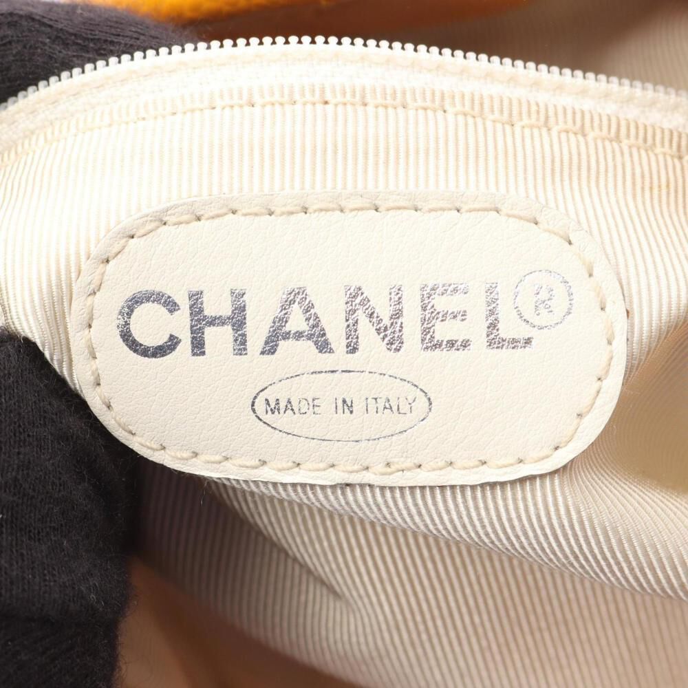 Chanel Bucket Bag