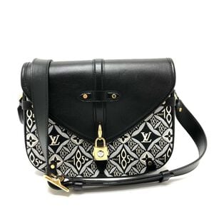 Louis Vuitton Saumur