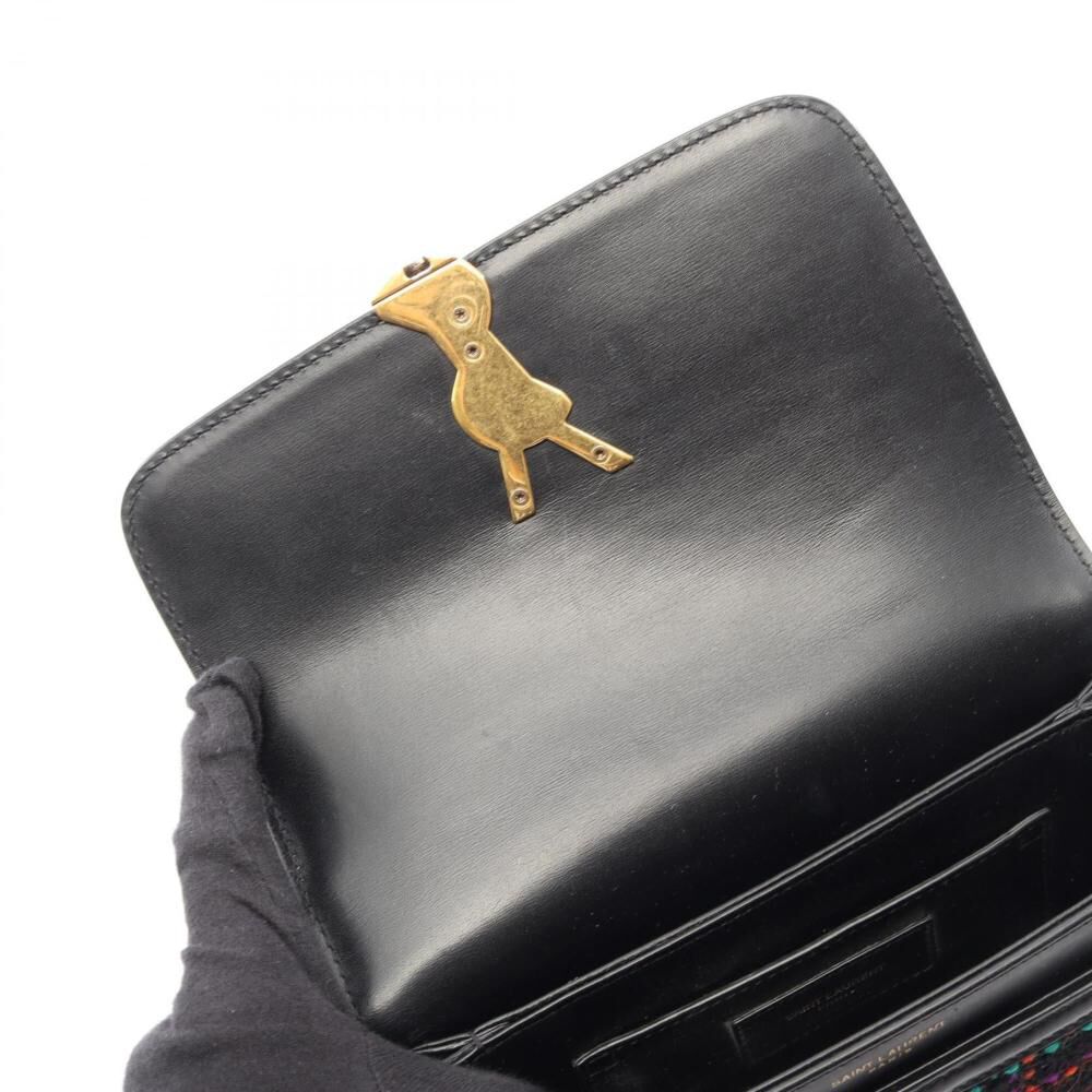 Yves Saint Laurent Shoulder Bag