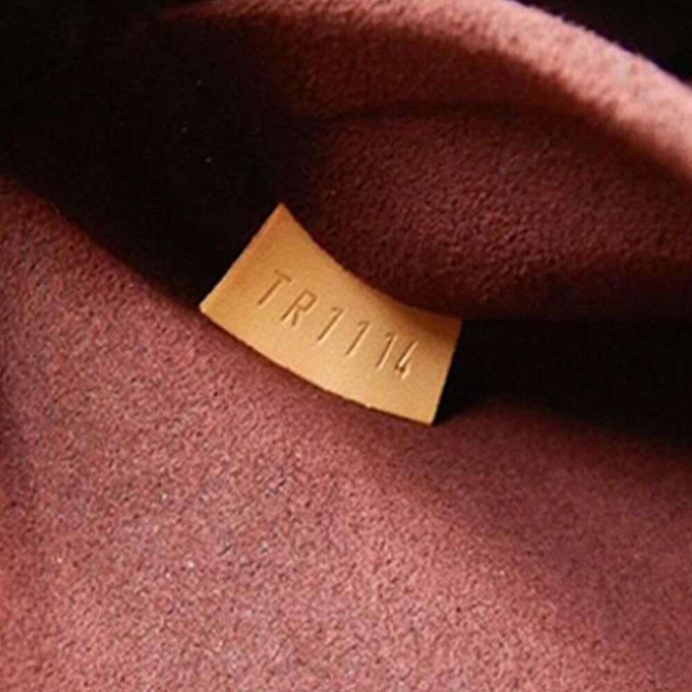 Louis Vuitton Montaigne
