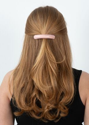 Curved Ch&eacute;rie Clip