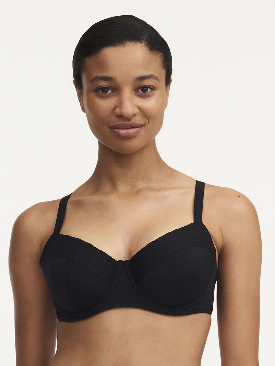 Bonaire Covering underwired bra