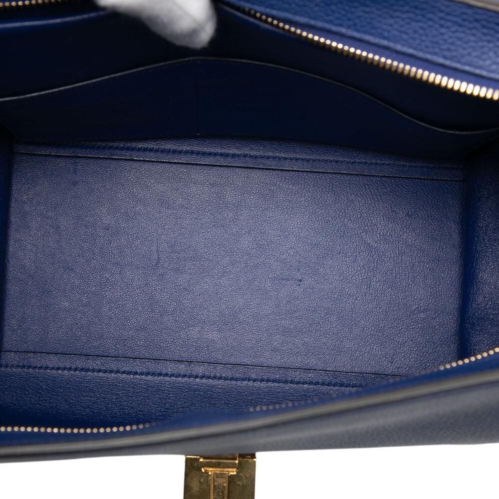 C&eacute;line Trapeze