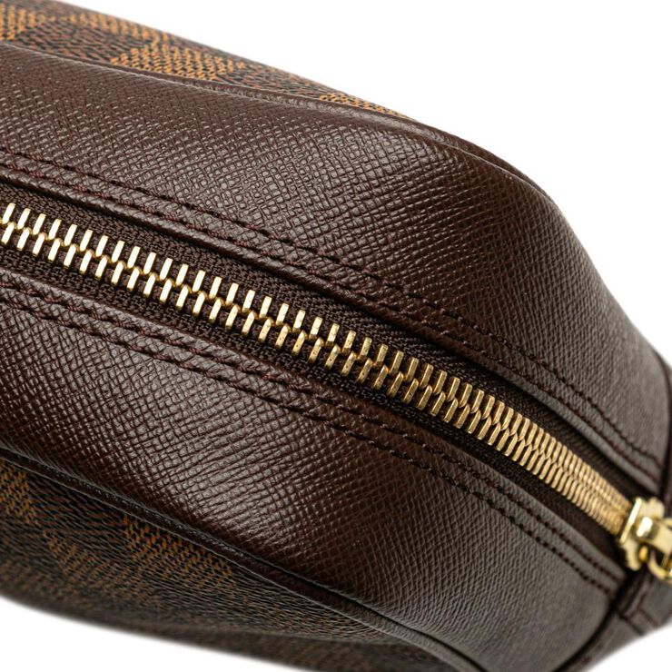 Louis Vuitton Trousse Toilette