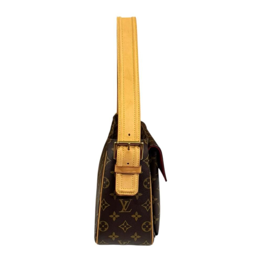 Louis Vuitton Shoulder Bags