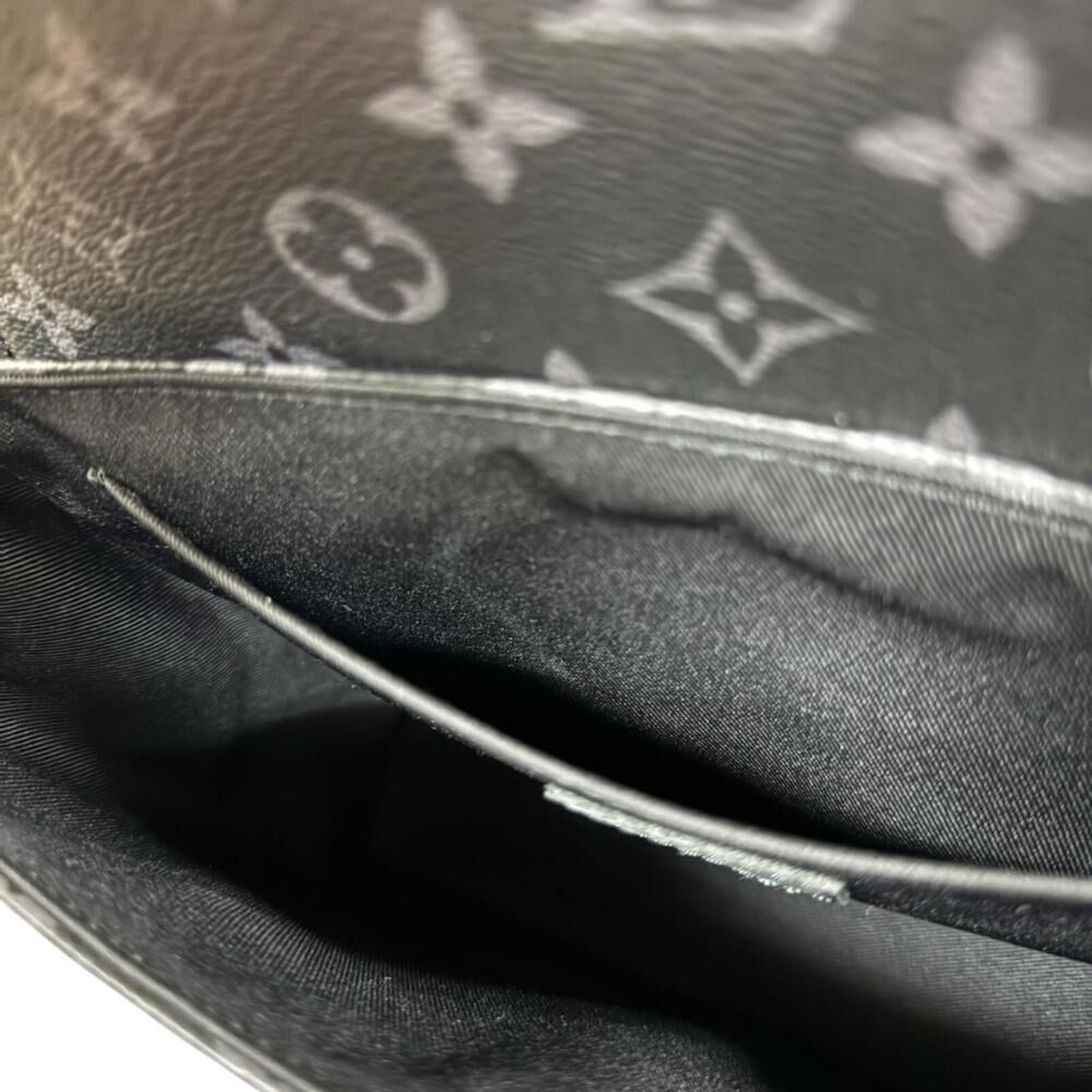 Louis Vuitton The Steamer Wearable